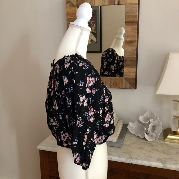 Forever 21 NWOT Floral Cropped Blouse Off the Shoulder - Picture 8 of 10